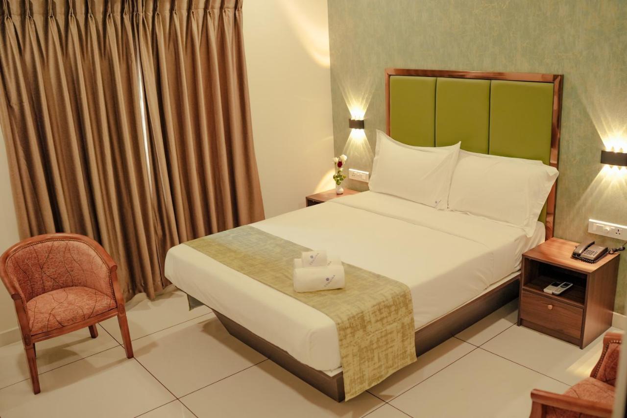 Esquina Residency Hotel Kochi Exterior foto