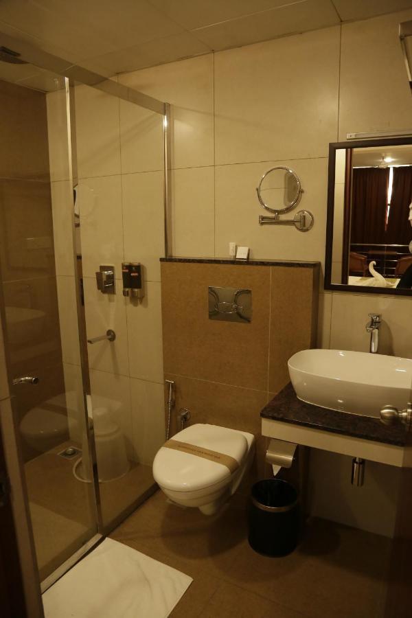 Esquina Residency Hotel Kochi Exterior foto